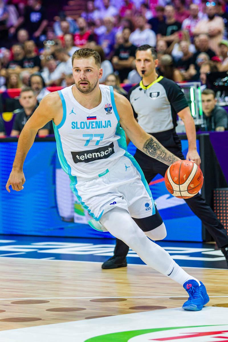 PG-包含东契奇连续三场比赛得分超过出色防守，C9挑战极限！的词条