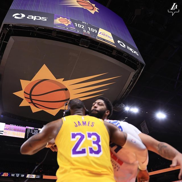  詹姆斯每年带队战绩 